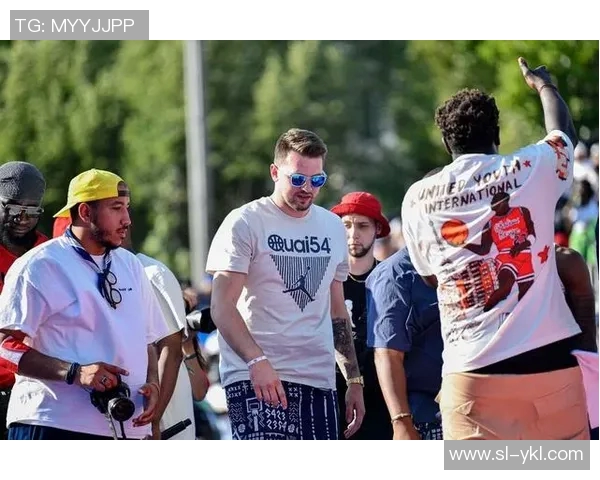 西安篮球队在欧锦赛积分榜上以56分稳居第一名展现强劲实力 西安篮球队在欧锦赛积分榜上以56分稳居第一名展现强劲实力