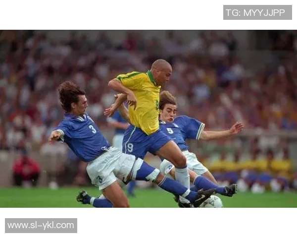 梅西与内斯塔的巅峰对决足球历史上的两位传奇巨星之争