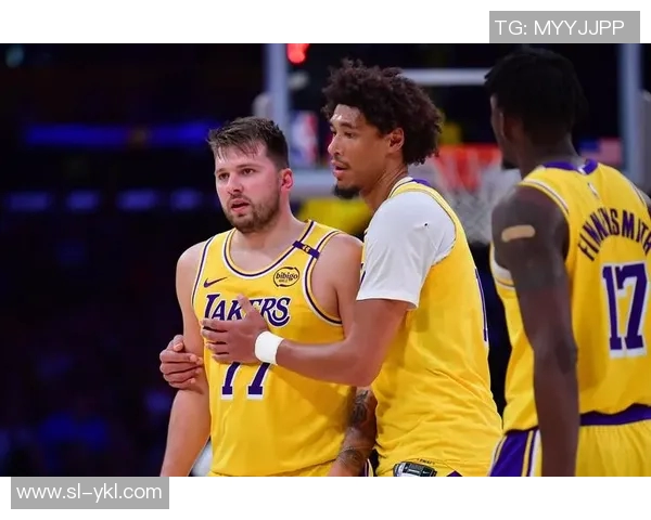 湖人对火箭精彩比赛视频回顾与分析全场高光时刻一网打尽