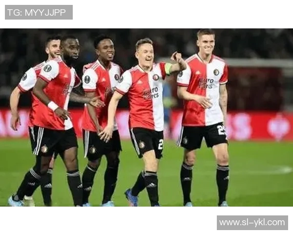 福图纳与赫拉克勒的精彩对决揭示足球战术与团队协作的魅力