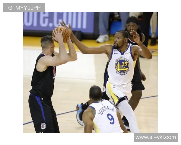 勇士与快船季后赛精彩对决全场录像回放尽享篮球盛宴 勇士与快船季后赛精彩对决全场录像回放尽享篮球盛宴