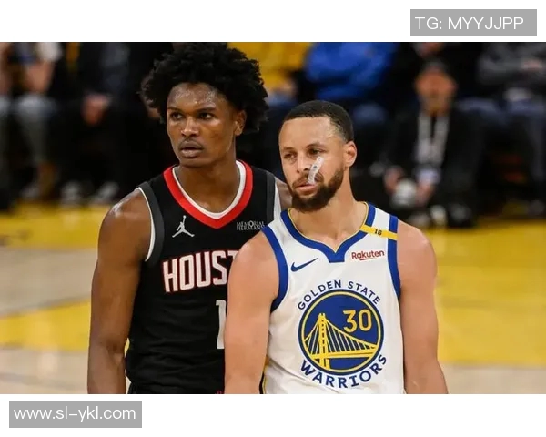 勇士与火箭激战第4场谁能在季后赛中逆袭成功争夺胜利荣耀