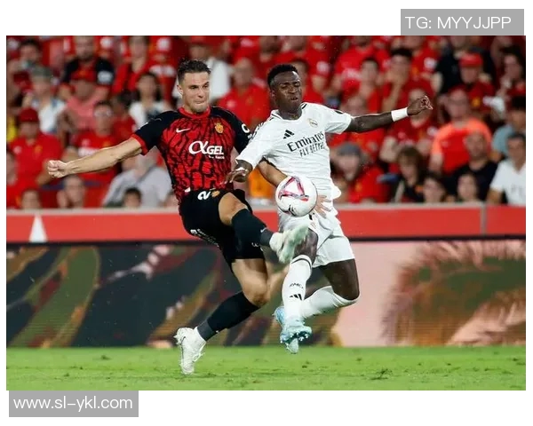 罗德里在曼城的崛起与影响力分析：从青训到核心球员的转变之路