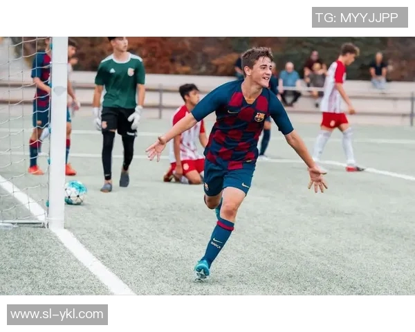 达尼洛的足球之路：从青涩少年到世界舞台的闪耀明星