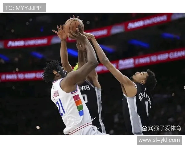 2015年11月15日76人对阵马刺精彩比赛录像回顾与分析