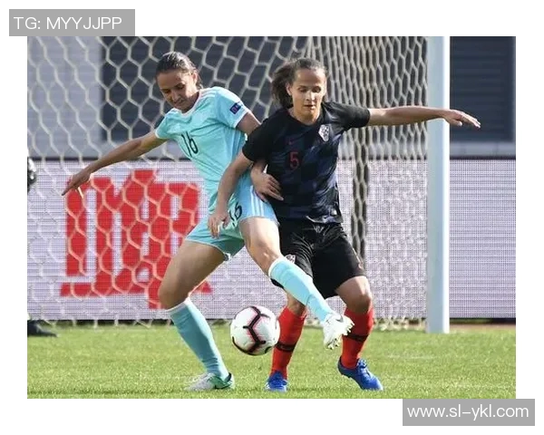 捷克女足迎战俄罗斯女足全力争胜展现实力与风采 捷克女足迎战俄罗斯女足全力争胜展现实力与风采