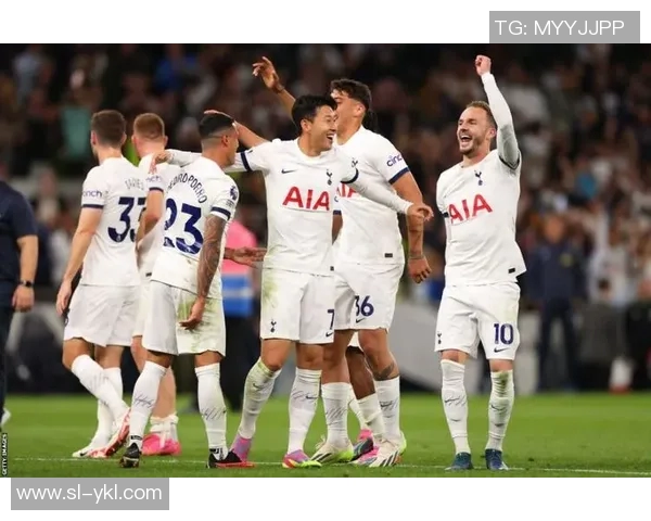 热刺迎战吉灵汉姆期待精彩对决球迷热情高涨助威球队争取胜利